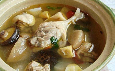 吃鸭肉有哪些好处，鸭子炖什么好吃又营养，推荐三道做法