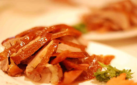 挂炉烤鸭与焖炉烤鸭有哪些区别和特点