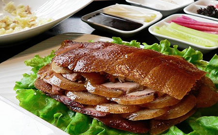 制作烤鸭非常关键，可以让烤鸭更加好卖