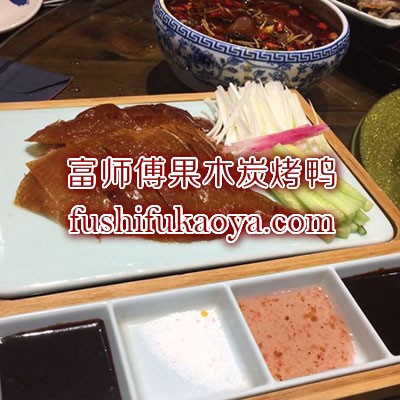 大学生创业加盟什么店 最好选择传统行业
