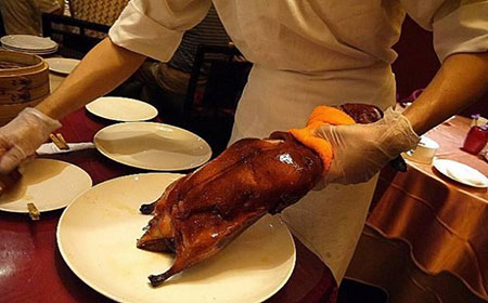 加盟烤鸭店需要多少钱?富师傅果木炭烤鸭加盟