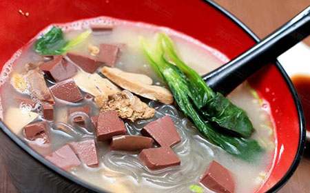 阿胶炖鸭肉有哪些功效？
