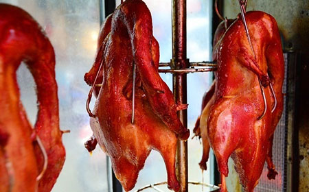 北京烤鸭焖炉烤鸭与挂炉烤鸭有哪些区别？