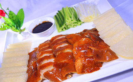 香酥烤鸭培训：初入此行如何选择一个靠谱的加盟培训品牌？