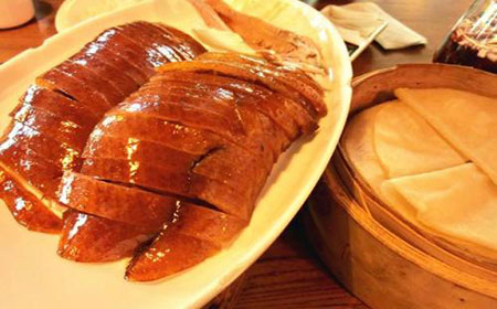 烤鸭加盟需要多少钱？富师傅果木炭烤鸭加盟怎么样？