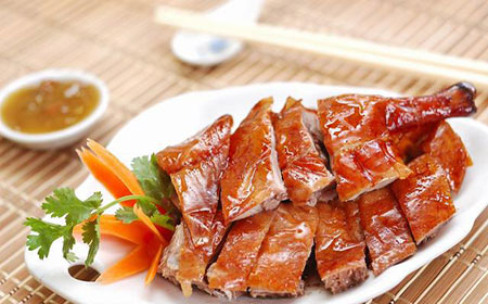 常吃烧鸭可以养胃生津补血行水