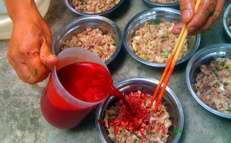 鸭血怎么吃味道好？清肠排毒，美味又营养