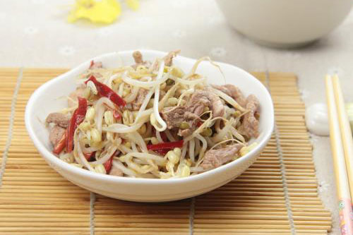 鸭肉丝绿豆芽有食疗功效？