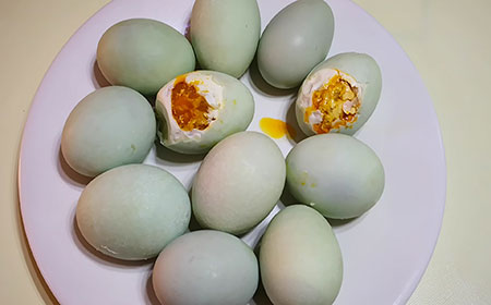 煮咸鸭蛋的正确方法介绍