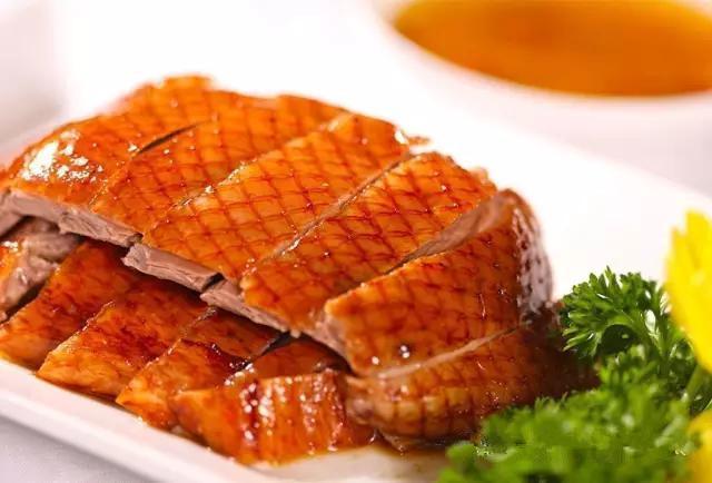 果木烤鸭怎么做味道更好吃？